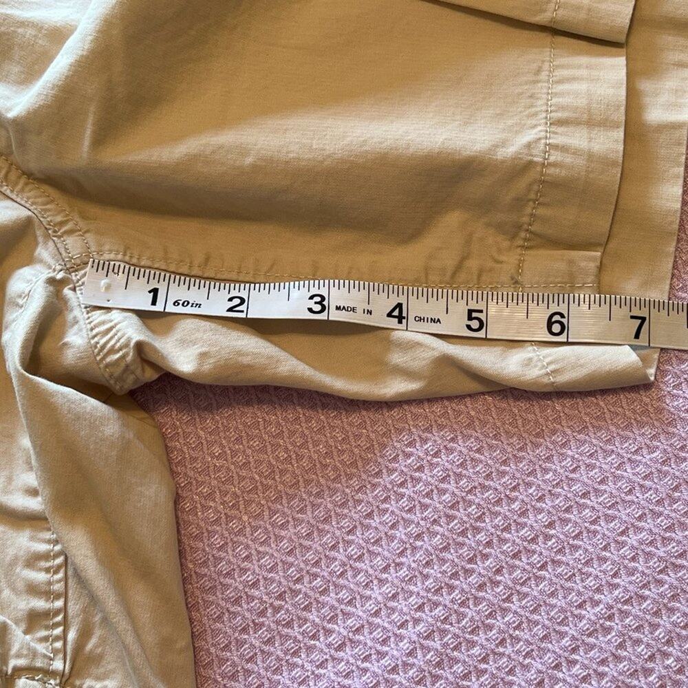 Eddie Bauer Khaki Shorts Size 14 - Picture 6 of 6